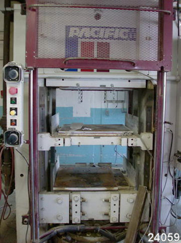 For Sale: USED 452 TON PACIFIC MOLDING PRESS from Kempler.com